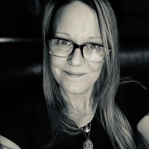 Meet your Posher, Dawn